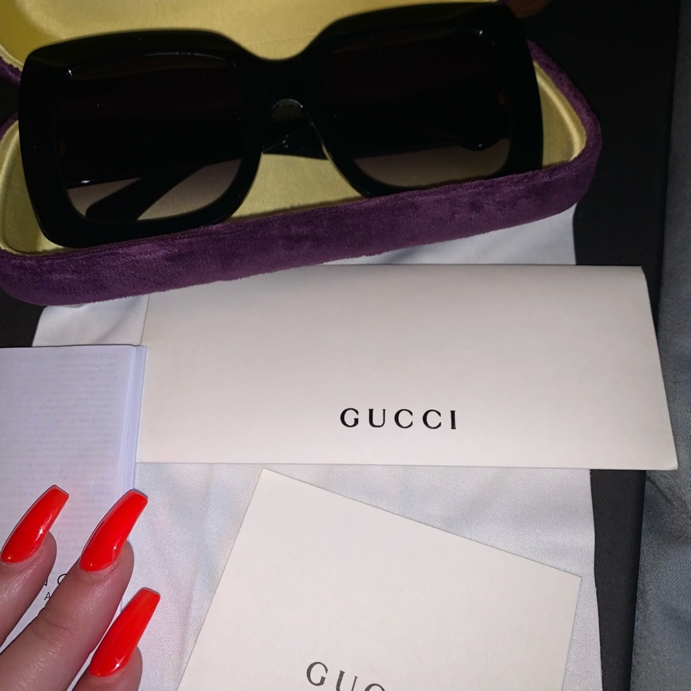 Gucci GG0083s black oversized sunglasses